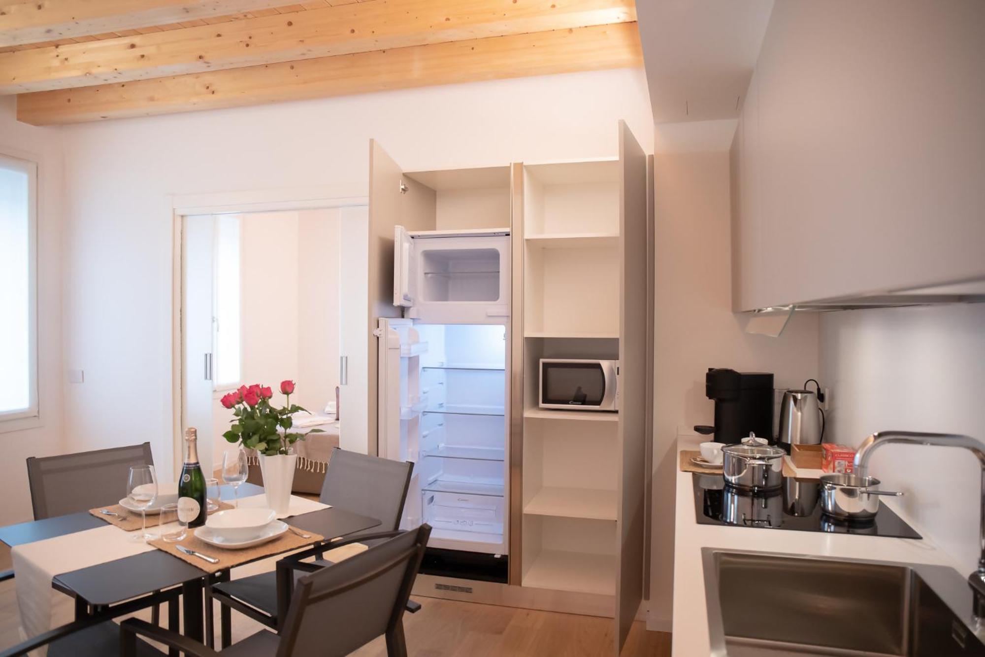 Amendola City View Apartments Suite Romantica Côme Esterno foto
